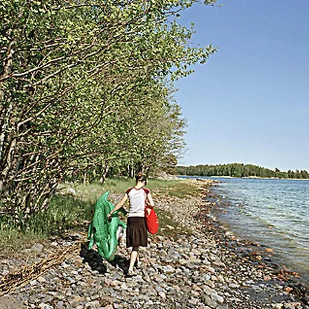 Semesterbostad Holiday Marielund 1